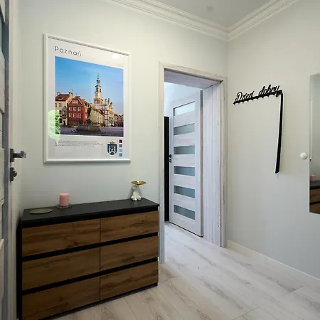 Pyza With Parking Zgoda 30 דירה *