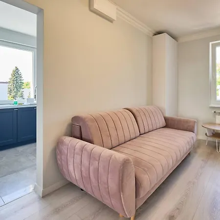 Pyza With Parking Zgoda 30 * ポズナン