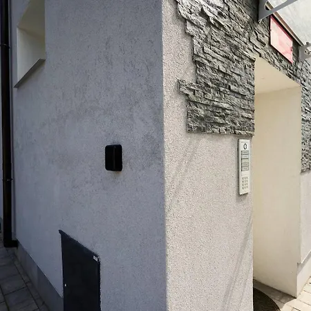 Lägenhet Pyza With Parking Zgoda 30 *