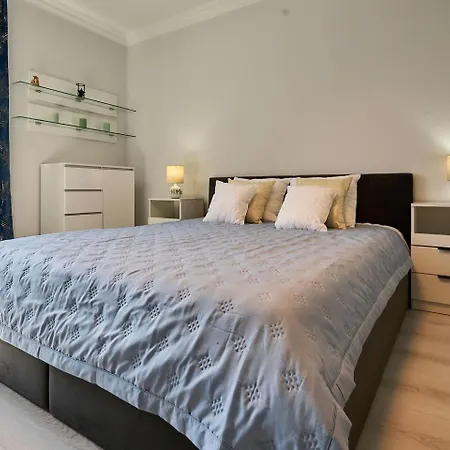 Pyza With Parking Zgoda 30 Apartamento