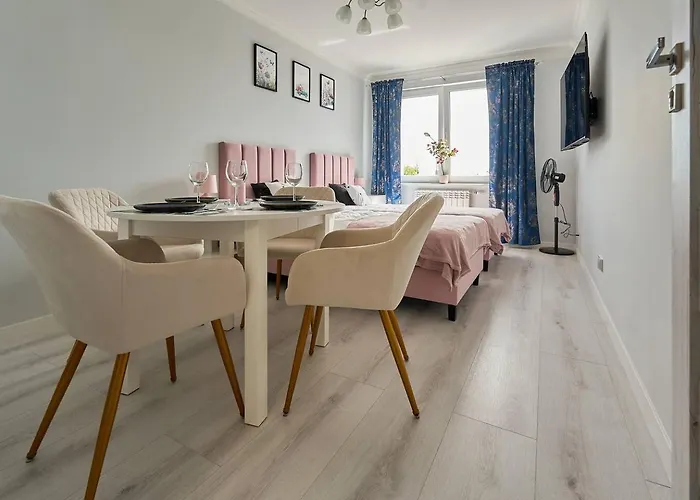 Pyza With Parking Zgoda 30 * Poznan