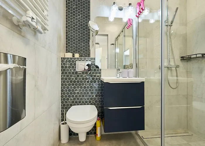 Pyza With Parking Zgoda 30 *