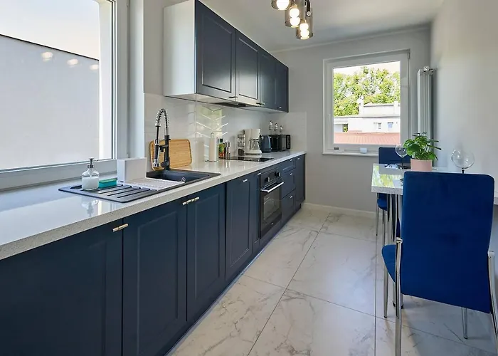 Pyza With Parking Zgoda 30 Poznan