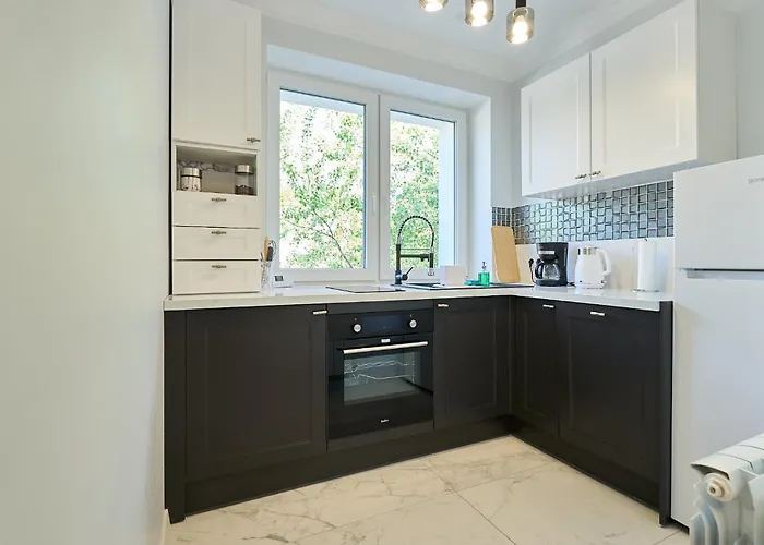 Pyza With Parking Zgoda 30 Познань